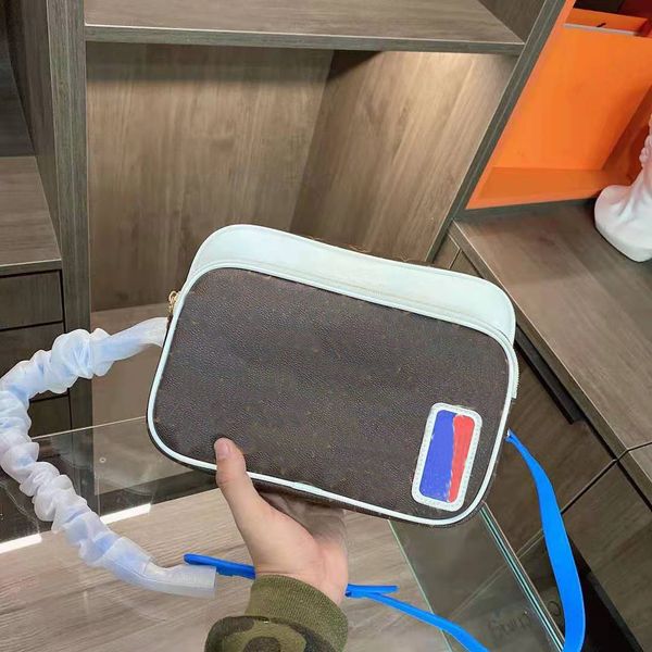 men and women presbyopic bump color one genuine leather handbag shoulder bags aslant camera bag
men and women presbyopic bump color one genuine leather handbag shoulder bags aslant camera bag