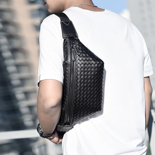 waist bags men chest woven fanny pack luxury leather shoulder automatic buckle belt casual man large capacity crossbody 230323
waist bags men chest woven fanny pack luxury leather shoulder automatic buckle belt casual man large capacity crossbody 230323