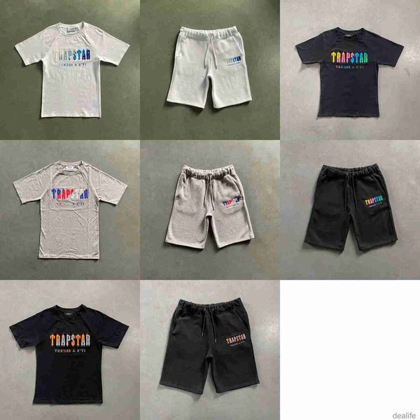22ss summer trapstar man designers clothes mens women short t shirts tracksuit tees or shorts sport t-shirt high street hip hop 2023 49ac, White;black
22ss summer trapstar man designers clothes mens women short t shirts tracksuit tees or shorts sport t-shirt high street hip hop 2023 49ac, White;black