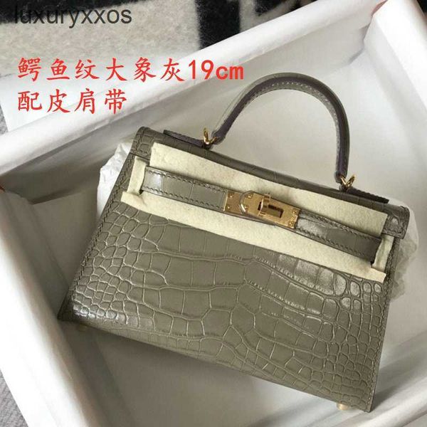 outdoor square designer kellies 2023 second women's cowhide bags one shoulder bag crossbody crocodile palm 923o
outdoor square designer kellies 2023 second women's cowhide bags one shoulder bag crossbody crocodile palm 923o