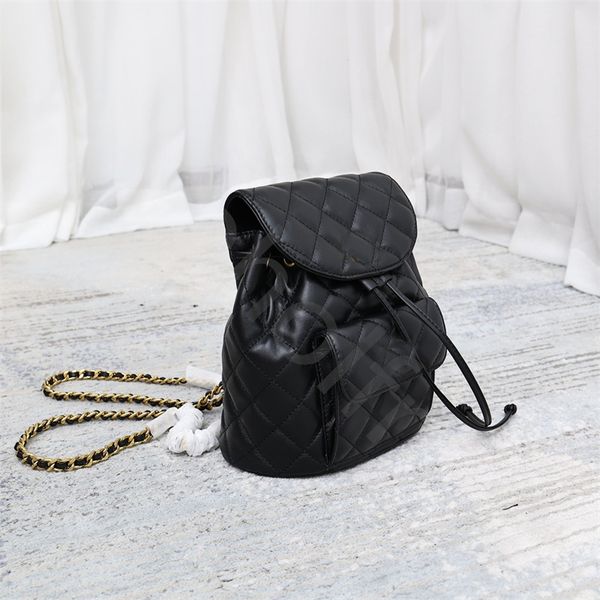 brand designer channel backpack bag cowhide luxury fashion shoulder crossbody woman all match drawstring design new plain diamond high capac
brand designer channel backpack bag cowhide luxury fashion shoulder crossbody woman all match drawstring design new plain diamond high capac
