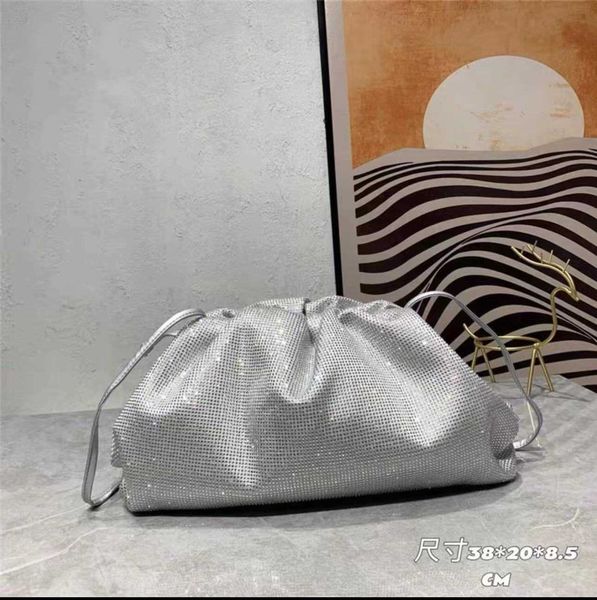 botega venates jodie mini teen intrecciato pouch style cloud casual cross small bag with diamond uh6k
botega venates jodie mini teen intrecciato pouch style cloud casual cross small bag with diamond uh6k