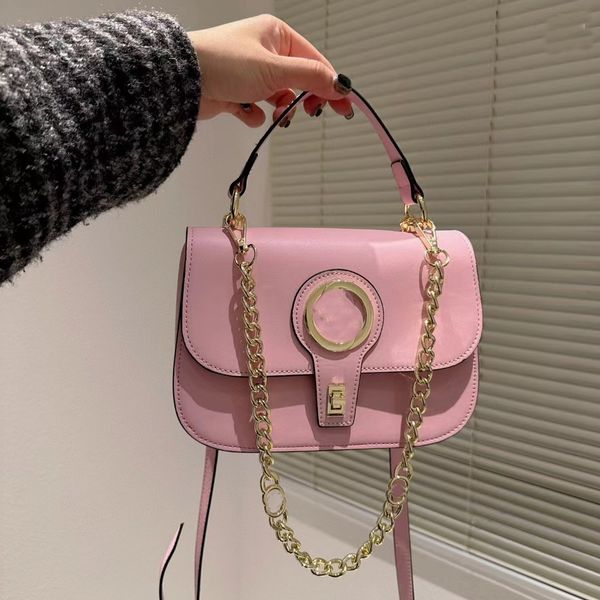 women's handbag logo hardware highlight matching chain strap with leather strap press buckle
women's handbag logo hardware highlight matching chain strap with leather strap press buckle