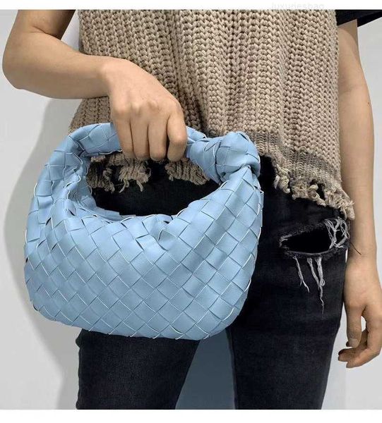 botega venates jodie mini teen intrecciato pouch ins super fire net red summer leather woven horn mini fashion trend portable women's b
botega venates jodie mini teen intrecciato pouch ins super fire net red summer leather woven horn mini fashion trend portable women's b