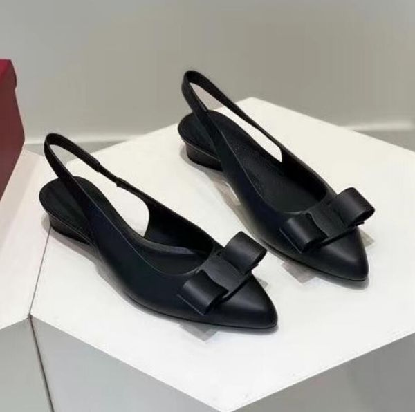 women pointed hollow sandals high heel nightclub fashion brand classic design genuine leather sheepskin summer classic luxury design busines, Black
women pointed hollow sandals high heel nightclub fashion brand classic design genuine leather sheepskin summer classic luxury design busines, Black