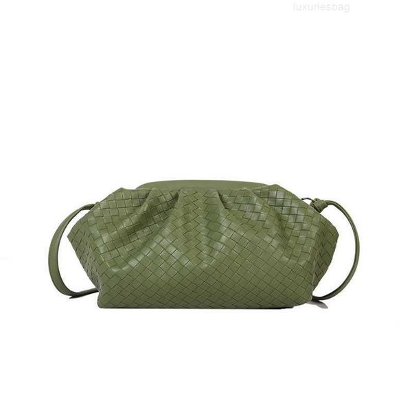 botega venates jodie mini teen intrecciato pouch woven cloud soft leather dumpling women's fashion trend diagonal cross armpit shoulder
botega venates jodie mini teen intrecciato pouch woven cloud soft leather dumpling women's fashion trend diagonal cross armpit shoulder
