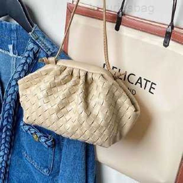 botega venates jodie mini teen intrecciato pouch style thick lattice woven cloud soft skin dumpling single shoulder messenger hand women
botega venates jodie mini teen intrecciato pouch style thick lattice woven cloud soft skin dumpling single shoulder messenger hand women