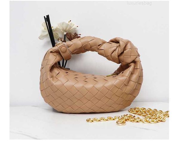 botega venates jodie mini teen intrecciato pouch fashion ins knotted oxhorn small fresh chain cloud leather carrying diagonal woven bag hltl
botega venates jodie mini teen intrecciato pouch fashion ins knotted oxhorn small fresh chain cloud leather carrying diagonal woven bag hltl