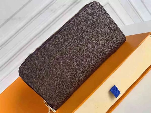 wallets leather fashion zipper purse hangbag fashionable high brand for women mens business 1014, Black;red
wallets leather fashion zipper purse hangbag fashionable high brand for women mens business 1014, Black;red
