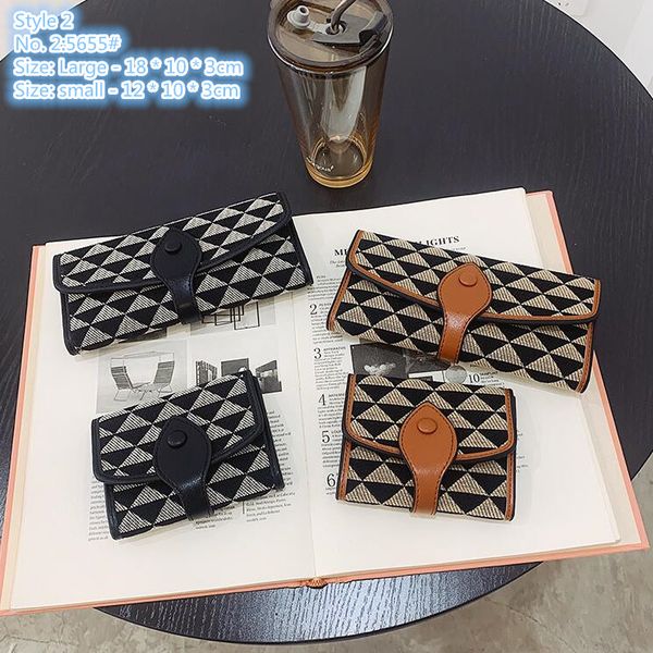factory wholesale ladies shoulder bags 2 simple joker plaid long wallet small fresh contrast leather coin purse street fashion folding fashi, Red;black
factory wholesale ladies shoulder bags 2 simple joker plaid long wallet small fresh contrast leather coin purse street fashion folding fashi, Red;black