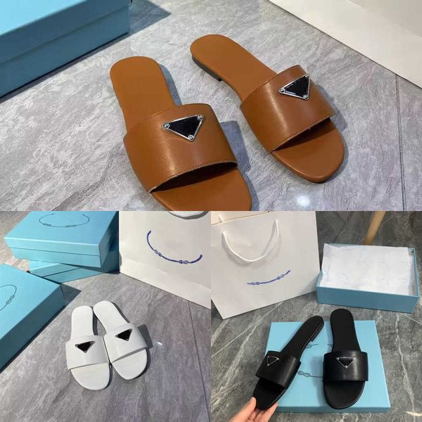 2023 designers women slippers low heels cowhide genuine leather inverted triangle logos sandals pure color flip flops letter flat slide styl, Black
2023 designers women slippers low heels cowhide genuine leather inverted triangle logos sandals pure color flip flops letter flat slide styl, Black