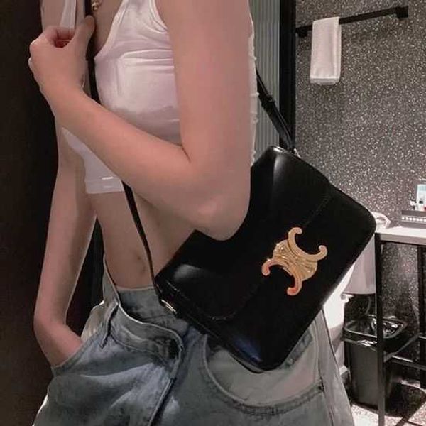 designer bag hong kong df triumph square fashion summer one shoulder messenger bag leather women's
designer bag hong kong df triumph square fashion summer one shoulder messenger bag leather women's