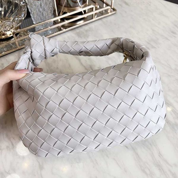 botega venates jodie mini teen intrecciato pouch leather woven knotted hand armpit carrying ox horn dumpling cloud bag fashion niche women&#
botega venates jodie mini teen intrecciato pouch leather woven knotted hand armpit carrying ox horn dumpling cloud bag fashion niche women&#
