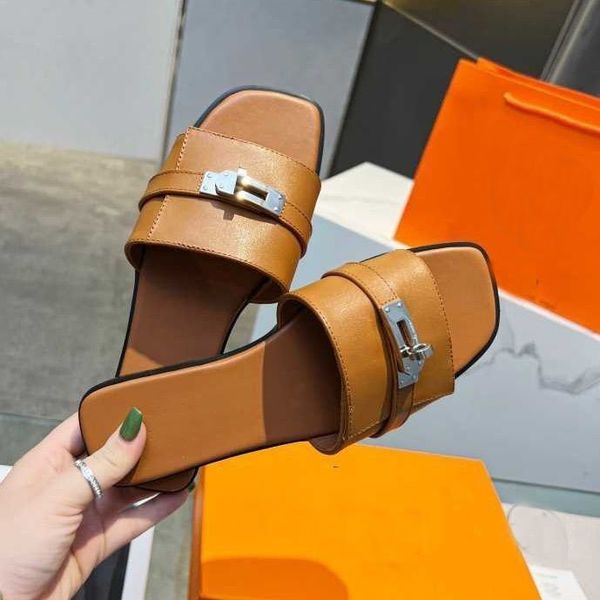 women design sandals slipper gabriel sandal flats slipper slide kelly buckle casual flip flops outdoor footwear beach rubber sole calfskin l, Black
women design sandals slipper gabriel sandal flats slipper slide kelly buckle casual flip flops outdoor footwear beach rubber sole calfskin l, Black