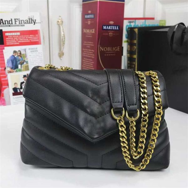 fashion luxury handbag shoulder bag women girl brand designer seam leather lady metal chain black clamshell messenger bags
fashion luxury handbag shoulder bag women girl brand designer seam leather lady metal chain black clamshell messenger bags