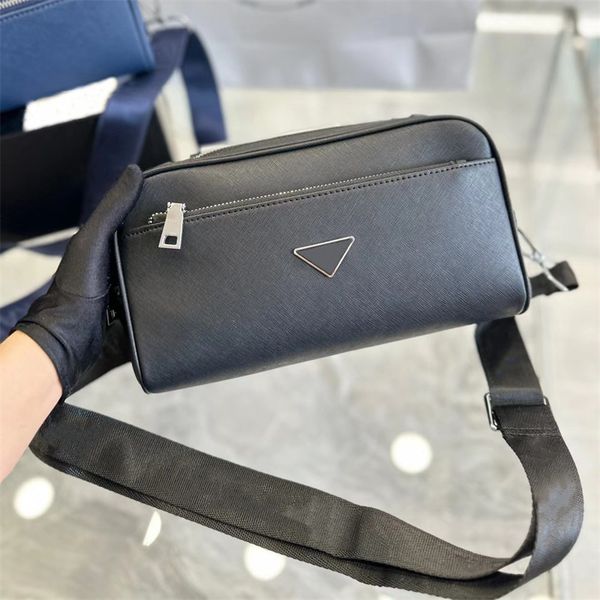 designer makeup bag mens crossbody shoulder phone bags fashion cosmetic bag make up cross body fashion black blue triangle 2023
designer makeup bag mens crossbody shoulder phone bags fashion cosmetic bag make up cross body fashion black blue triangle 2023