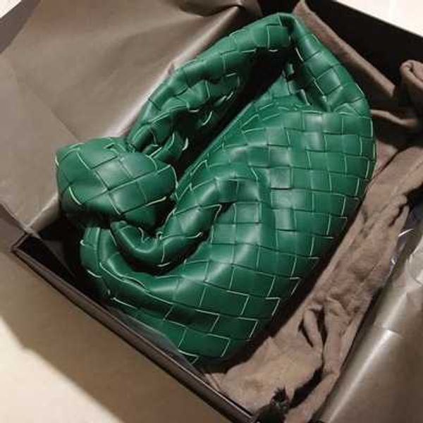 botega venates jodie mini teen intrecciato pouch luxury mini woven knot cow's corner dumplings cloud bag hand held leather armpit bag 0
botega venates jodie mini teen intrecciato pouch luxury mini woven knot cow's corner dumplings cloud bag hand held leather armpit bag 0