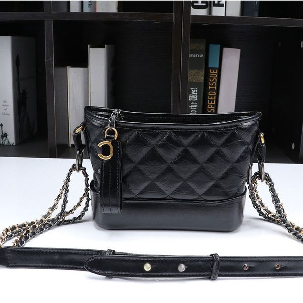 classic straddle shoulder bag cf clutch flap channel bag designer handbag chain checked caviar leather lambskin straddle shoulderbags tramp
classic straddle shoulder bag cf clutch flap channel bag designer handbag chain checked caviar leather lambskin straddle shoulderbags tramp