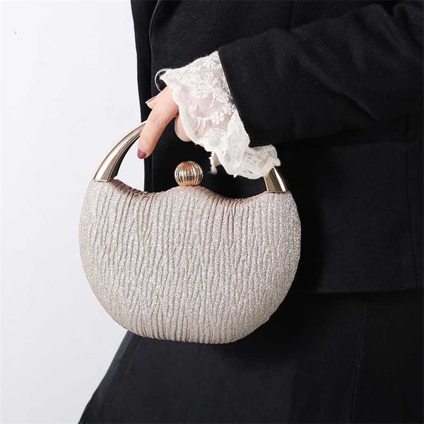 party fashion women clutch bag hard- surface handbag wedding luxury with chain design for girls purse clutches bolsas mujer
party fashion women clutch bag hard- surface handbag wedding luxury with chain design for girls purse clutches bolsas mujer