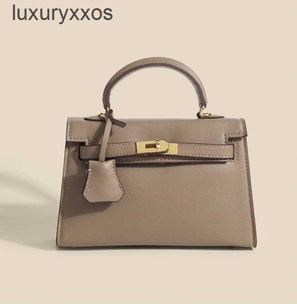 outdoor quality 2023 one bag bags designer high mini kellies palm pattern second shoulder crossbody 19cm 547c
outdoor quality 2023 one bag bags designer high mini kellies palm pattern second shoulder crossbody 19cm 547c