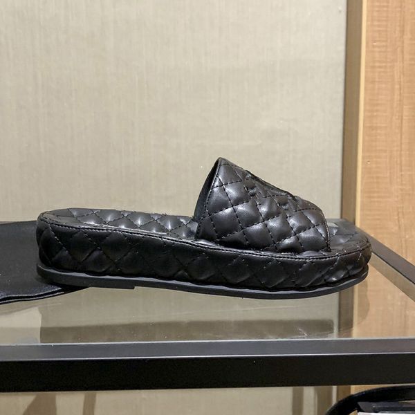 channel thick-soled slippers women's shoes designer sandals heel height sandals flat slippers shoes 35-40, Black
channel thick-soled slippers women's shoes designer sandals heel height sandals flat slippers shoes 35-40, Black