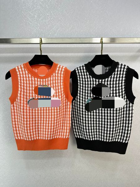 319 2023 runway spring women's sweaters brand same style sleeveless pullover yellow black fashion clothes weilan x689, White;black
319 2023 runway spring women's sweaters brand same style sleeveless pullover yellow black fashion clothes weilan x689, White;black