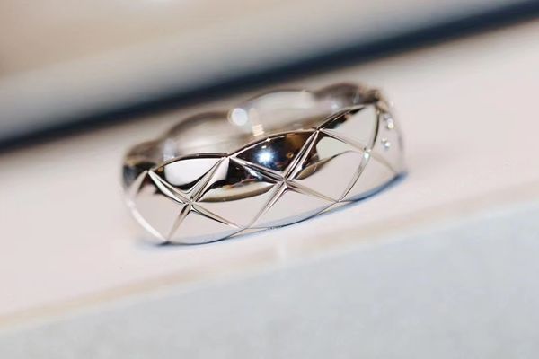 design ring with rhombus shape decorate crush charm women wedding jewelry gift 5 size 2 color, Silver
design ring with rhombus shape decorate crush charm women wedding jewelry gift 5 size 2 color, Silver
