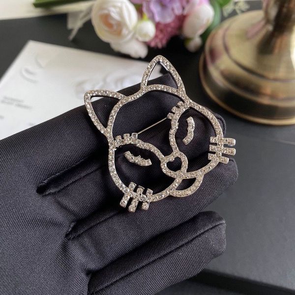designer academy badge brooch brand logo animal brooch fashion vintage diamond brooch wedding party gift lapel pin family couple luxury love, Gray
designer academy badge brooch brand logo animal brooch fashion vintage diamond brooch wedding party gift lapel pin family couple luxury love, Gray