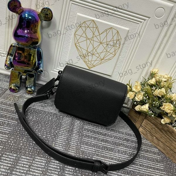 fastline wearable wallet men messenger bag mini aerogram flap crossbody bag adjustable strap designer shoulder bags m82085 m82086
fastline wearable wallet men messenger bag mini aerogram flap crossbody bag adjustable strap designer shoulder bags m82085 m82086