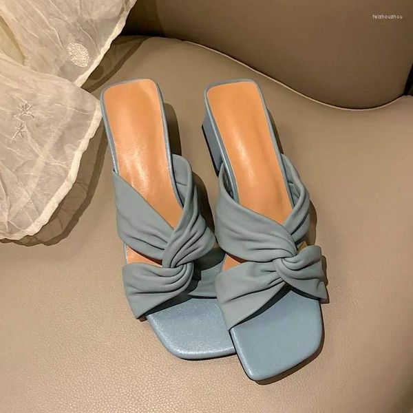 2023 new sandals slippers women summer indoor cool comfortable middle heel casual breathable square head shoes, Black
2023 new sandals slippers women summer indoor cool comfortable middle heel casual breathable square head shoes, Black