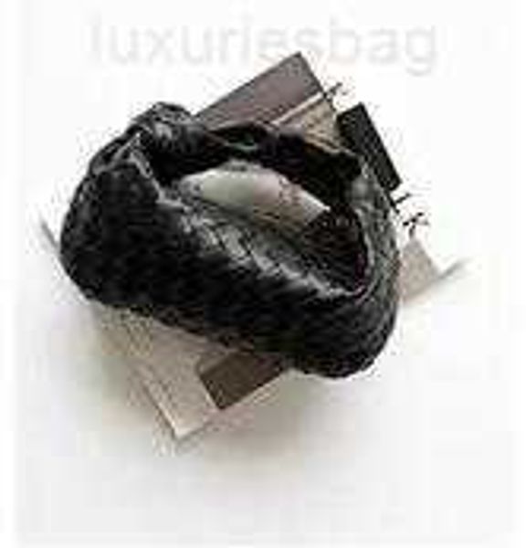 botega venates jodie mini teen intrecciato pouch bag female ashigo same cloud versatile woven leather one shoulder handbag ipnj
botega venates jodie mini teen intrecciato pouch bag female ashigo same cloud versatile woven leather one shoulder handbag ipnj