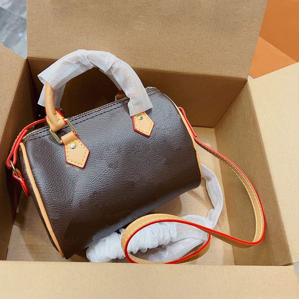 luxury crossbody bags designer men women fashion luxurys shoulder bag classic print pillow handbags lady elegant cluthes cross body bags
luxury crossbody bags designer men women fashion luxurys shoulder bag classic print pillow handbags lady elegant cluthes cross body bags
