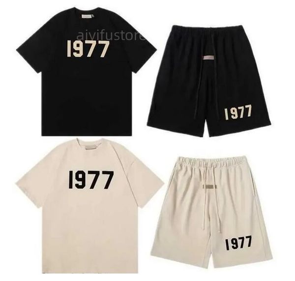 ess luxuryt-shirt designer tees fashion t shirts mens womens god short sleeve hip hop streetwear casual clothing clothes 20236upi, White;black
ess luxuryt-shirt designer tees fashion t shirts mens womens god short sleeve hip hop streetwear casual clothing clothes 20236upi, White;black