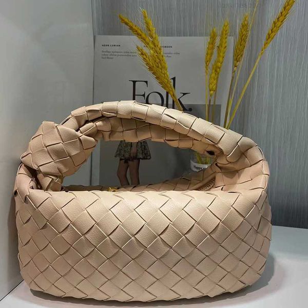 botega venates jodie mini teen intrecciato pouch woven knotted net red ashigo same mini ox horn single shoulder armpit portable cloud bag wu
botega venates jodie mini teen intrecciato pouch woven knotted net red ashigo same mini ox horn single shoulder armpit portable cloud bag wu