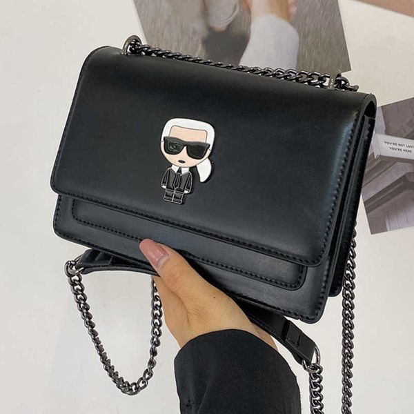karl fashion bag men's ladies square chain shoulder bag designer cartoon crossbody messenger wallet 21cm
karl fashion bag men's ladies square chain shoulder bag designer cartoon crossbody messenger wallet 21cm