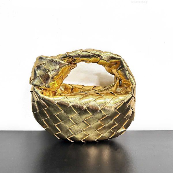 botega venates jodie mini teen intrecciato pouch knot spring women's leather cow horn cloud woven cloud handbag vi5y
botega venates jodie mini teen intrecciato pouch knot spring women's leather cow horn cloud woven cloud handbag vi5y