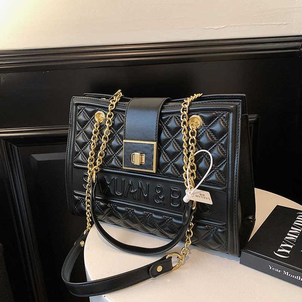 one sling shoulder bag for women autumn and winter new fashion chain crossbody high capacity tote
one sling shoulder bag for women autumn and winter new fashion chain crossbody high capacity tote