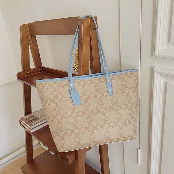 evening bags designer bag luxury tabby tote bag handbag womens warm and sweet full of enthusiasm 2023 latest fashion pillow tiger cloud bag
evening bags designer bag luxury tabby tote bag handbag womens warm and sweet full of enthusiasm 2023 latest fashion pillow tiger cloud bag