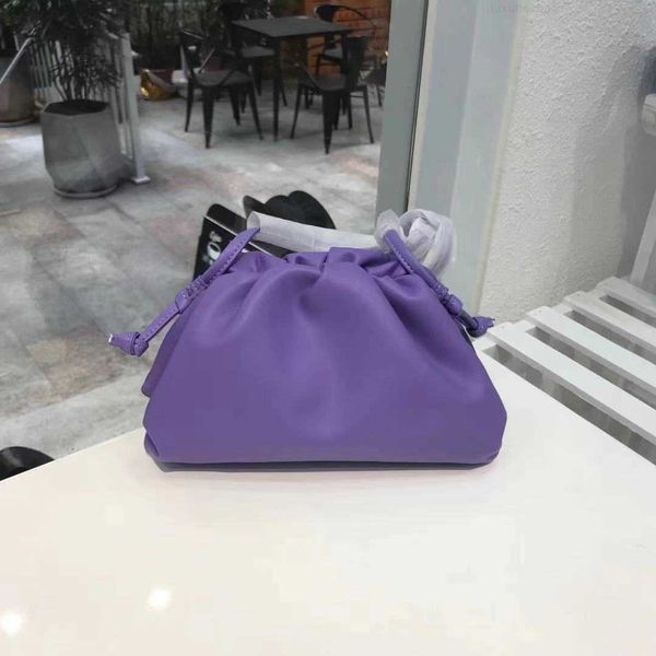 pouch designer bags bag luxury botegas venetas purse intrecciato womens autumn small net red trend shoulder messenger dumpling hand l4di
pouch designer bags bag luxury botegas venetas purse intrecciato womens autumn small net red trend shoulder messenger dumpling hand l4di