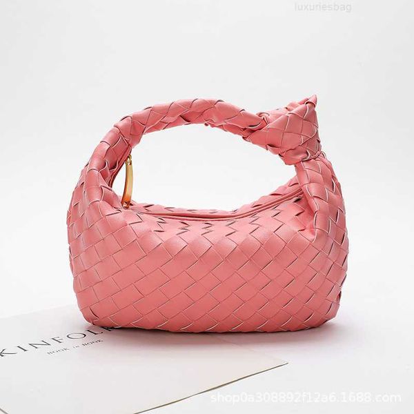 botega venates jodie mini teen intrecciato pouch knotted woven ox horn wrinkled dumpling leather armpit bag tide one shoulder messenger bag
botega venates jodie mini teen intrecciato pouch knotted woven ox horn wrinkled dumpling leather armpit bag tide one shoulder messenger bag
