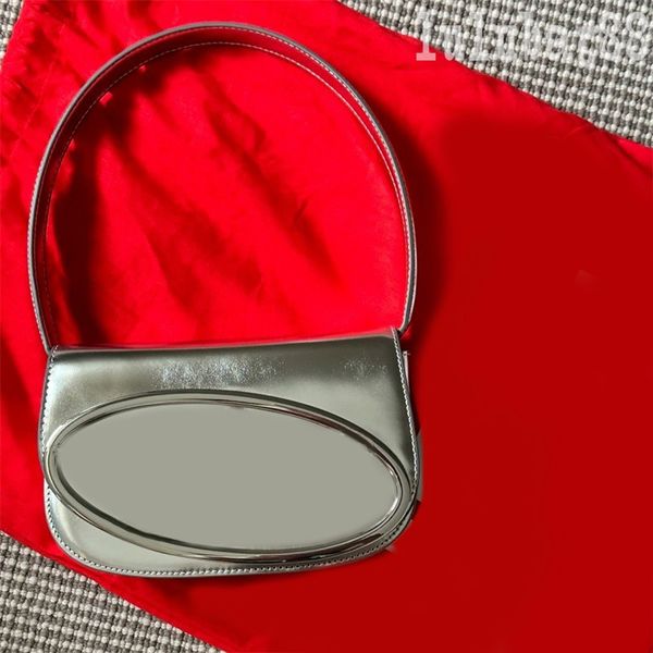 luxury enamelled metal letter messenger bag designer crossbody shoulder bags mens tote lady clutch flap underarm flap handbag green blue whi
luxury enamelled metal letter messenger bag designer crossbody shoulder bags mens tote lady clutch flap underarm flap handbag green blue whi