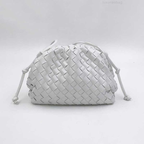 botega venates jodie mini teen intrecciato pouch woven cloud high sense women's one shoulder messenger bag sweet fashion dumpling bag t
botega venates jodie mini teen intrecciato pouch woven cloud high sense women's one shoulder messenger bag sweet fashion dumpling bag t