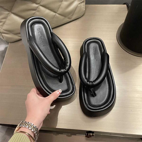 slippers women's summer flip-flops thick bottom outdoor wear ladies slippers leisure platform comfort soft 2022 summer woman shoes g230, Black
slippers women's summer flip-flops thick bottom outdoor wear ladies slippers leisure platform comfort soft 2022 summer woman shoes g230, Black