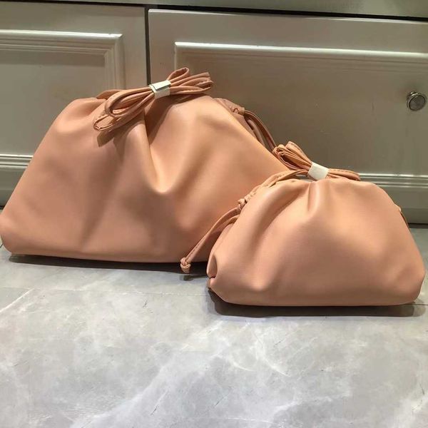bag botegas purse pouch intrecciato venetas bags designer womens luxury net red same solid color trend one shoulder messenger dumpling hand
bag botegas purse pouch intrecciato venetas bags designer womens luxury net red same solid color trend one shoulder messenger dumpling hand