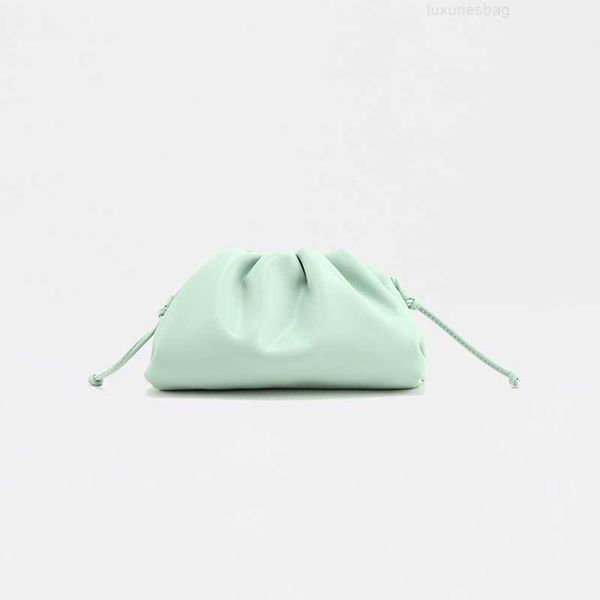 botega venates jodie mini teen intrecciato pouch r macarone cloud fold clip soft leather women's single shoulder messenger bag dumpling
botega venates jodie mini teen intrecciato pouch r macarone cloud fold clip soft leather women's single shoulder messenger bag dumpling
