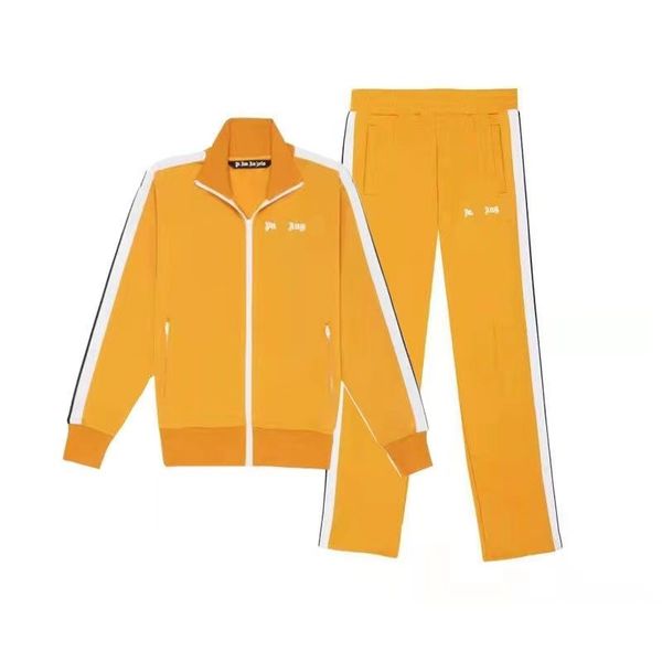 23ss mens tracksuits designer sportswear mens jacket fashionable casual letter sportswear, matching clothing for couples s-3xl, Gray
23ss mens tracksuits designer sportswear mens jacket fashionable casual letter sportswear, matching clothing for couples s-3xl, Gray