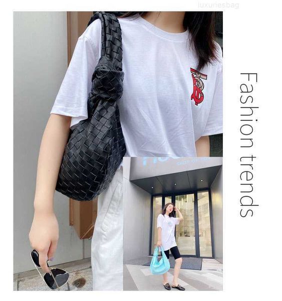 botega venates jodie mini teen intrecciato pouch genuine leather casual underarm one shoulder portable sheepskin mesh red large capacity wov
botega venates jodie mini teen intrecciato pouch genuine leather casual underarm one shoulder portable sheepskin mesh red large capacity wov