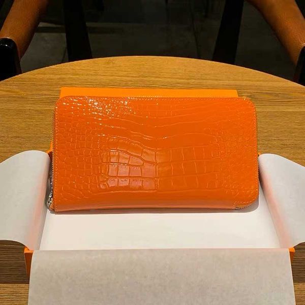 wallets cowhide long wallet fashion zipper high capacity brand phone bag luxury design solid purse genuine leather money y2303, Red;black
wallets cowhide long wallet fashion zipper high capacity brand phone bag luxury design solid purse genuine leather money y2303, Red;black