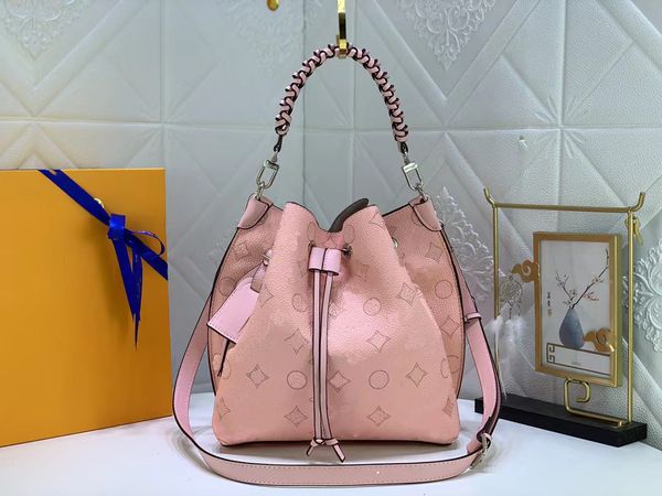fashion designers women handbags shoulder bags luxurys lady crossbody highs quality classic flower letter leather messenger purses chains ma
fashion designers women handbags shoulder bags luxurys lady crossbody highs quality classic flower letter leather messenger purses chains ma