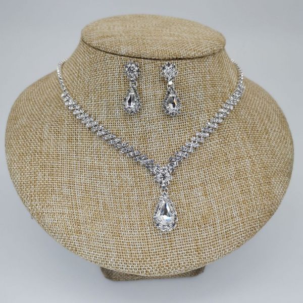 trend necklace earring suit inlaid zircon rhinestone twinkle decorate adjeustable length necklace non fading women american styles wedding p, Silver
trend necklace earring suit inlaid zircon rhinestone twinkle decorate adjeustable length necklace non fading women american styles wedding p, Silver